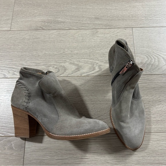 Aquatalia Suede Ankle Block Heel Taupe Booties - Picture 3 of 12
